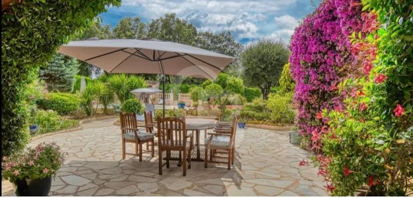 فيلا Domaine Des Tuilieres Avec Piscine فالوريس المظهر الخارجي الصورة